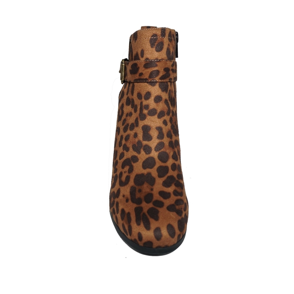 Time and Tru Leopard Ankle Strap Bootie - Picture 4 of 8